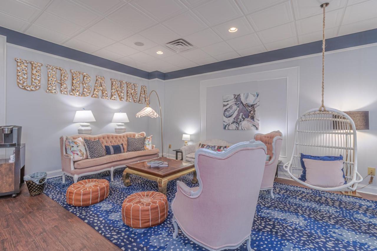 The Chesapeake Inn Urbanna Buitenkant foto