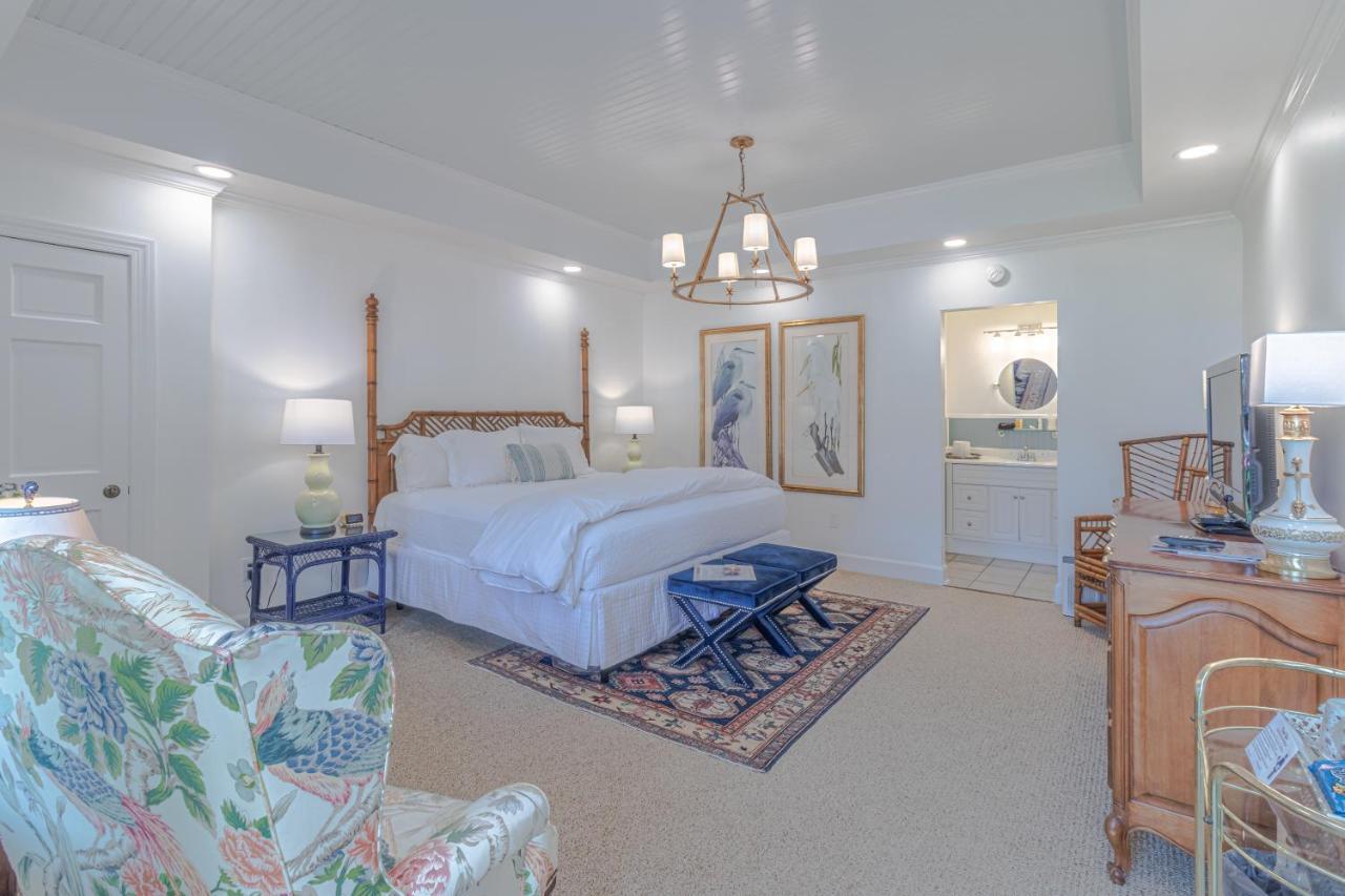 The Chesapeake Inn Urbanna Buitenkant foto